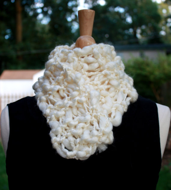 Knit Scarf Warm White Cream Wool Blend Thick Thin Yarn on Luulla